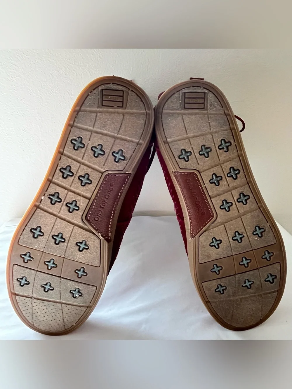 TOMS Women’s Nepal Burgundy Suede Aztec Knit Sherpa Lined Moccasin Boots Size 7